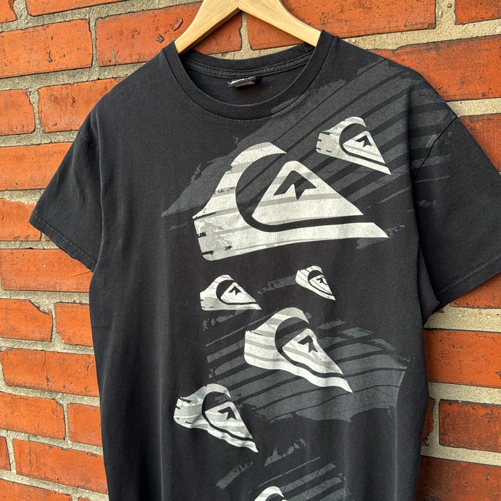 Vintage Y2K Quicksilver T-Shirt / Medium - Picture 2 of 6